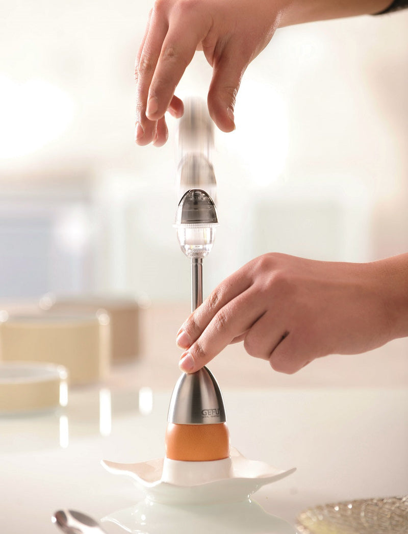 Egg Cracker with Salt Shaker  12355