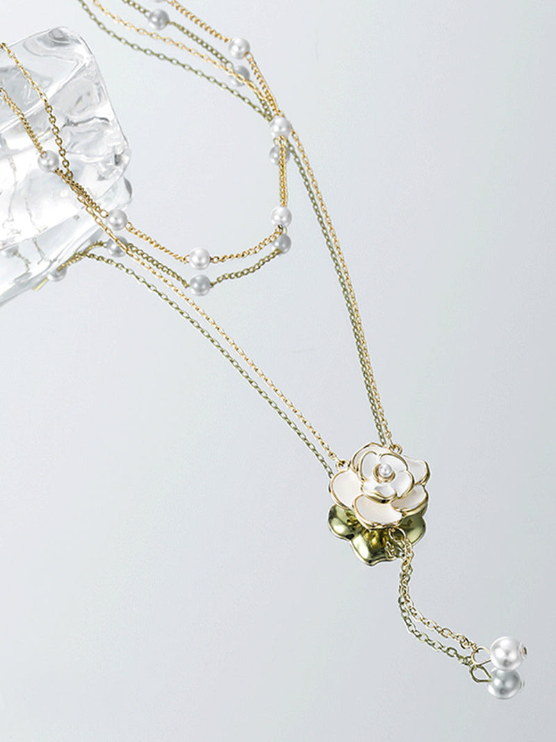 Camellia Path Necklace