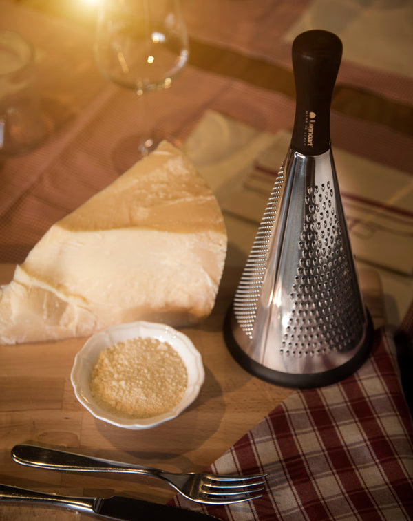 Emilia Ashwood Multi Function Grater Large